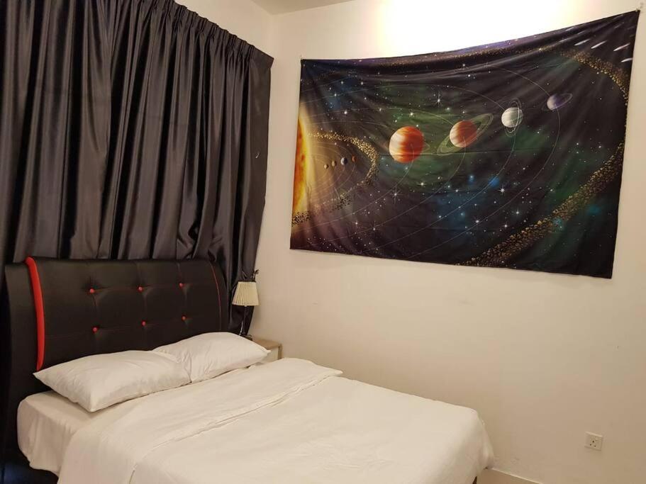 Blue Dome @ Night Market, Cameron. 2r2b Apartment *